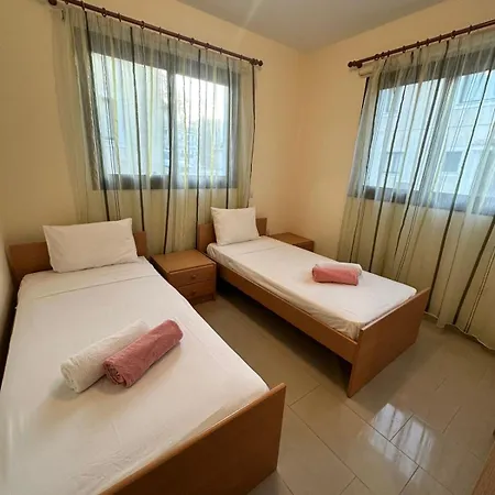 Kyklades Appartement Paralímni
